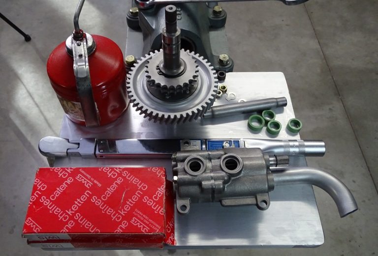 Oil Pump and Intermediate Shaft. Porsche AirCooled Engine Klassik ATS